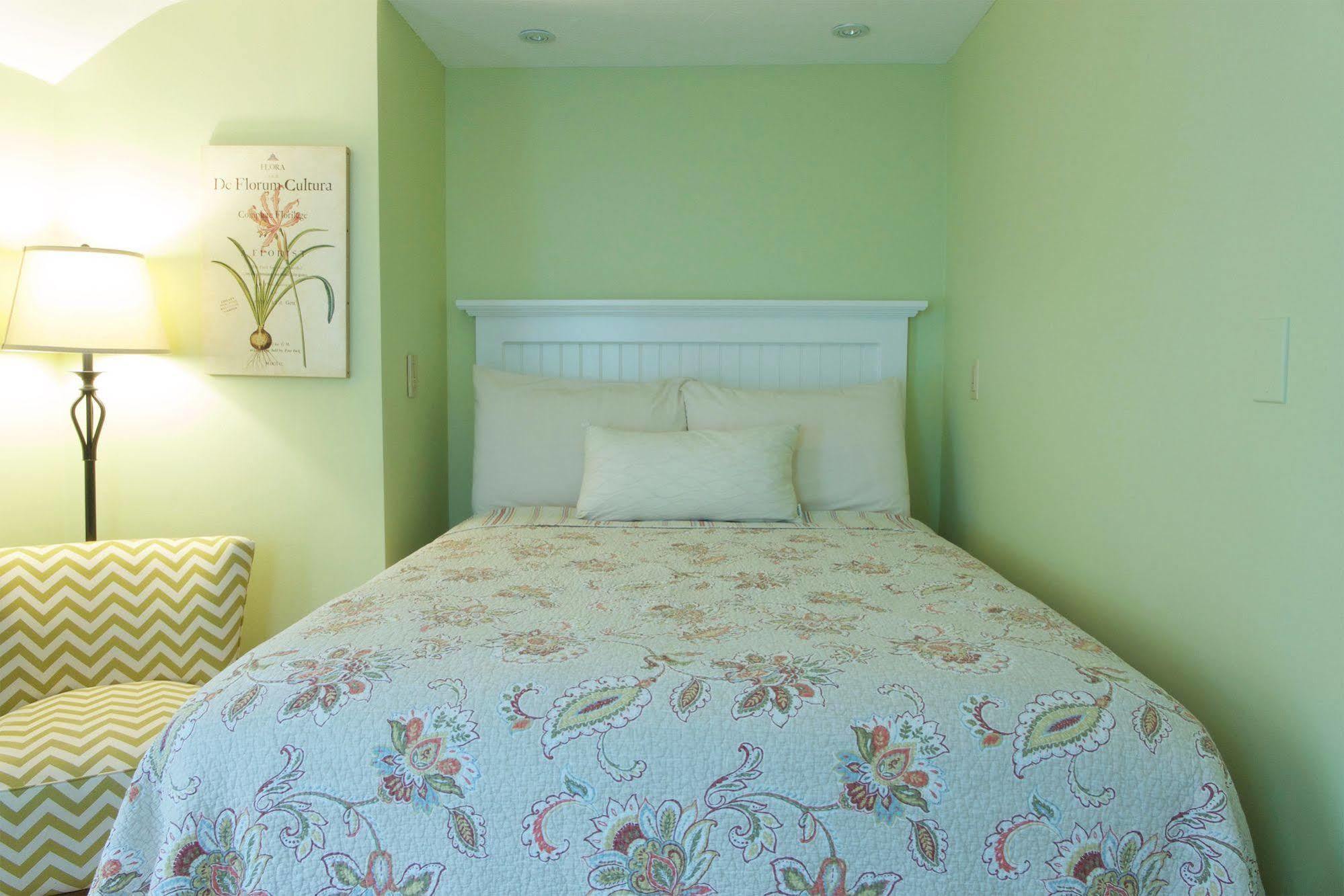 Madison Inn Oak Bluffs Buitenkant foto